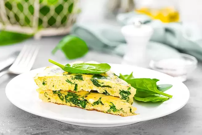 omeleta s bylinkami na bezsacharidovej diéte